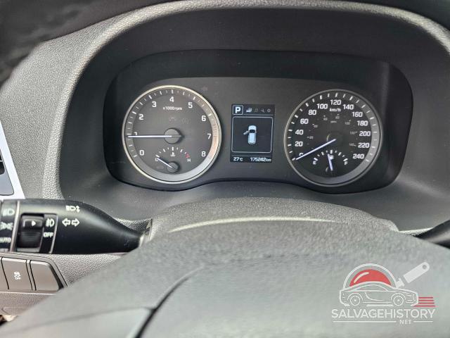 KM8J3CA48GU211735 2016 HYUNDAI TUCSON photo no. 8