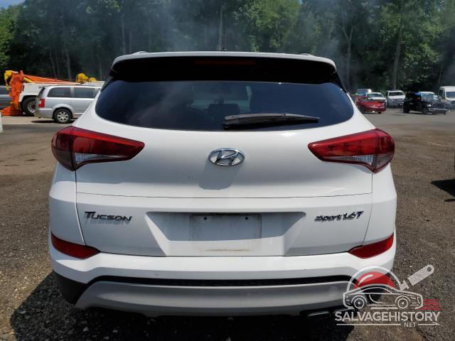 KM8J33A2XHU322626 2017 HYUNDAI TUCSON photo no. 6