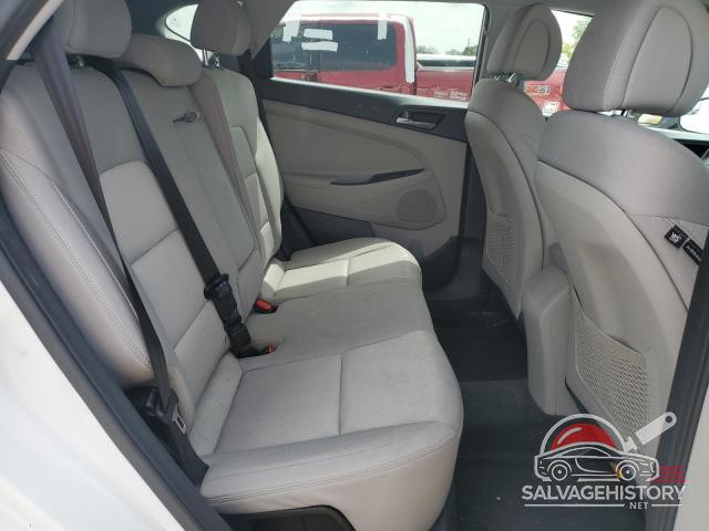 KM8J33A44HU449454 2017 HYUNDAI TUCSON photo no. 11