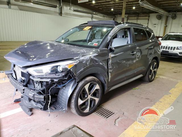 KM8J3CA2XJU689015 2018 HYUNDAI TUCSON photo no. 11