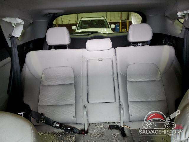 KM8J3CA2XJU689015 2018 HYUNDAI TUCSON photo no. 10