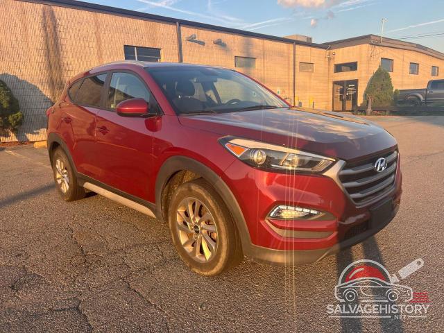 KM8J3CA44JU783201 2018 HYUNDAI TUCSON photo no. 9