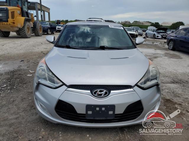 KMHTC6AD1CU080331 2012 HYUNDAI VELOSTER photo no. 5