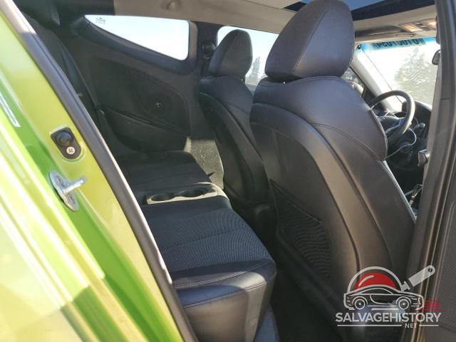 KMHTC6AD4CU026389 2012 HYUNDAI VELOSTER photo no. 10