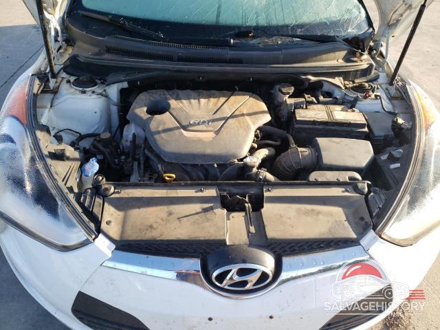 KMHTC6AD8FU224218 2015 HYUNDAI VELOSTER photo no. 11