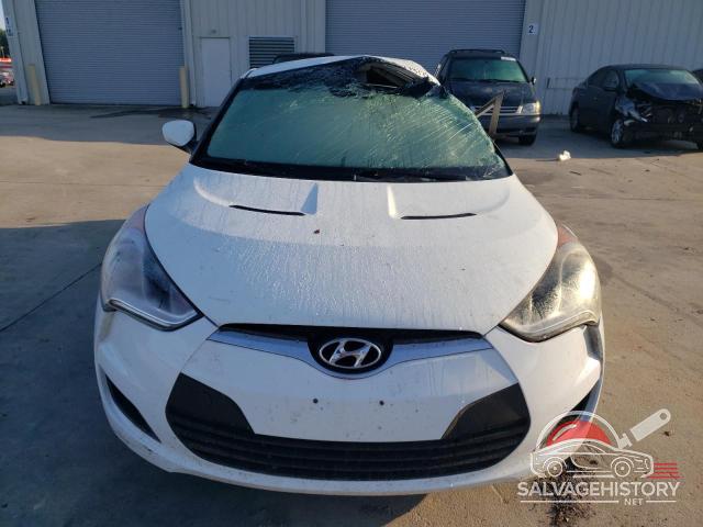 KMHTC6AD8FU224218 2015 HYUNDAI VELOSTER photo no. 5