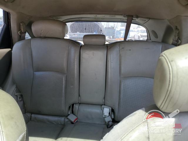 JNRAS08UX4X109844 2004 INFINITI FX35 photo no. 10