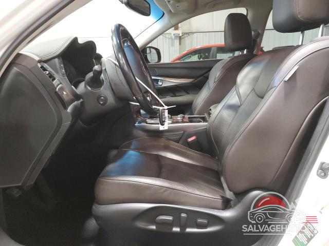JN1AY1PR5FM180300 2015 INFINITI Q70 photo no. 7