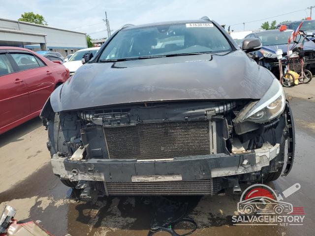 SJKCH5CR3JA041812 2018 INFINITI QX30 photo no. 5