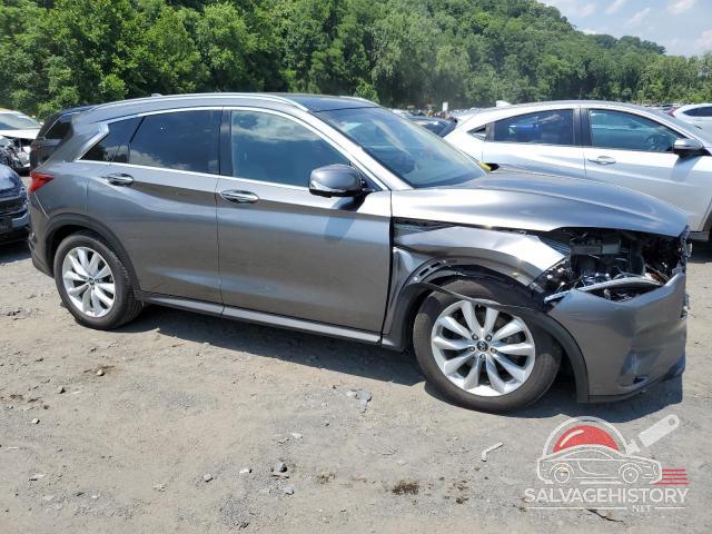 3PCAJ5M39KF121052 2019 INFINITI QX50 photo no. 4