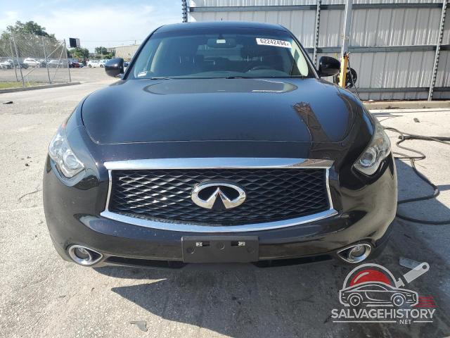 JN8CS1MW2HM414059 2017 INFINITI QX70 photo no. 5