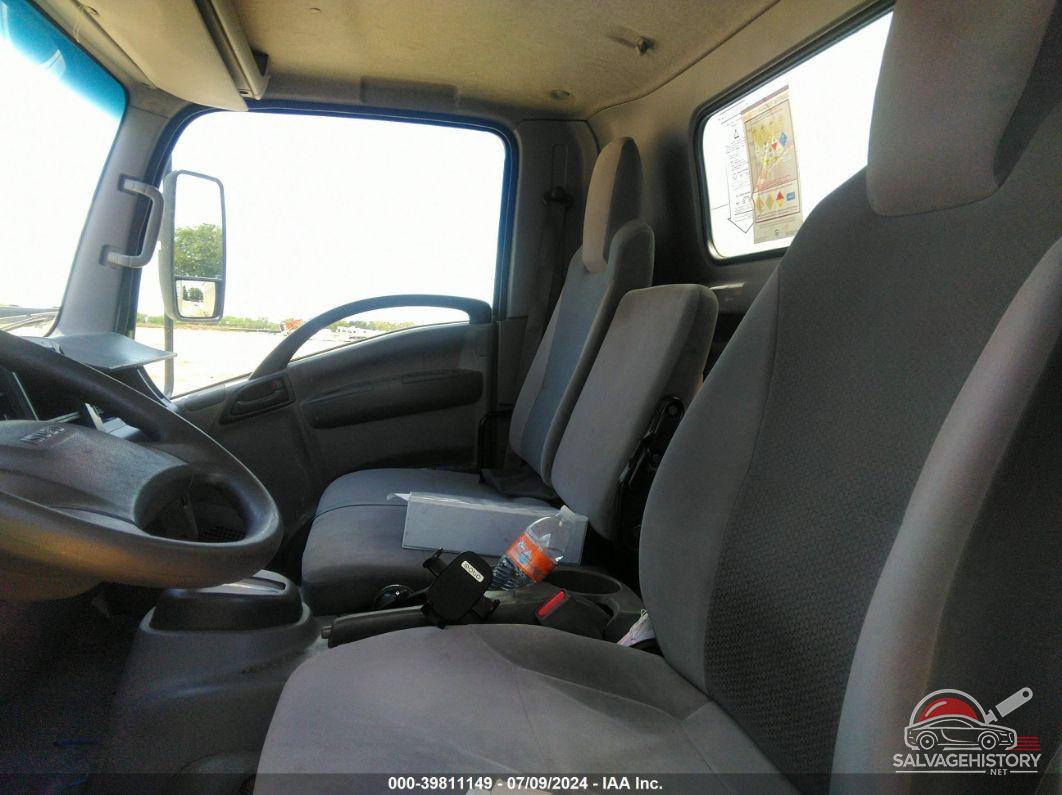 JALC4W167H7000053 2017 ISUZU NPR HD DSL REG AT photo no. 7