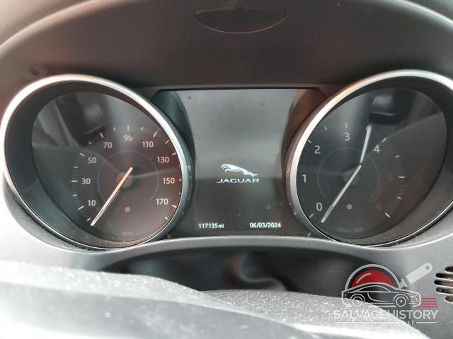 SADCJ2BN9HA091956 2017 JAGUAR F-PACE photo no. 9