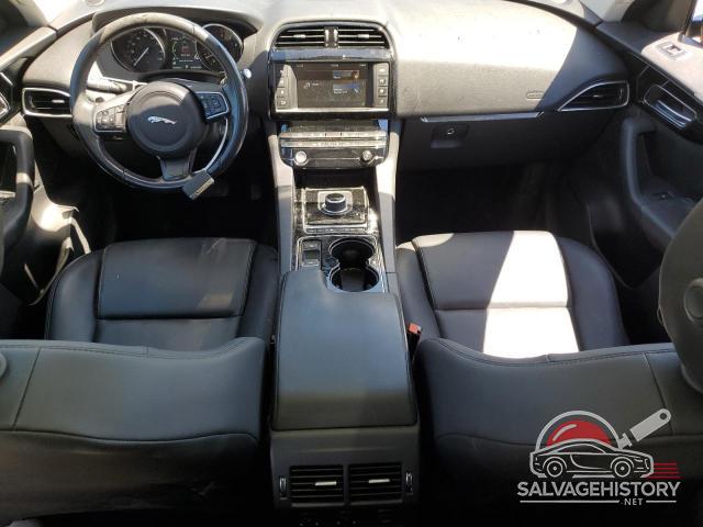 SADCJ2BVXHA054866 2017 JAGUAR F-PACE photo no. 8
