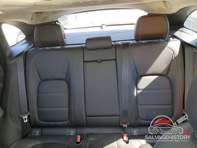 SADCK2FX2KA368916 2019 JAGUAR F-PACE photo no. 10