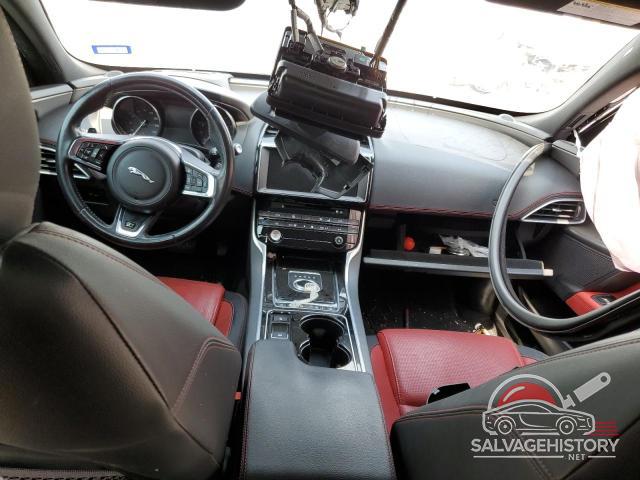 SAJAF4BV1HA945159 2017 JAGUAR XE photo no. 8