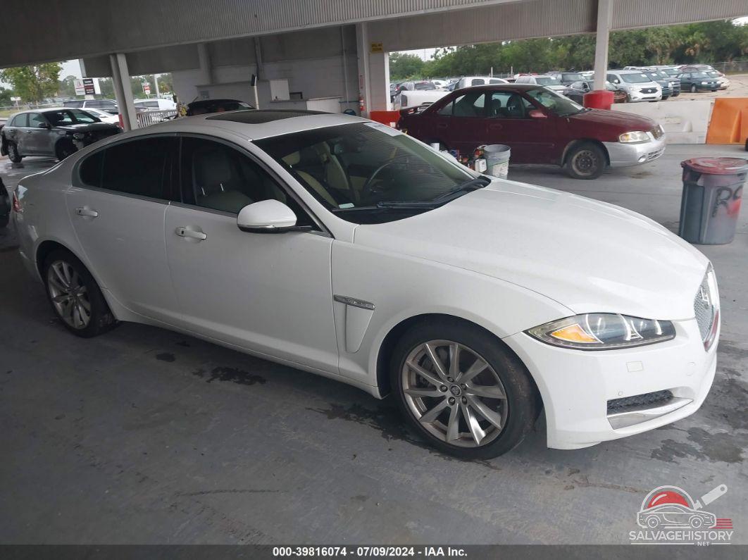 SAJWA0FB8CLS41311 2012 JAGUAR XF photo no. 16