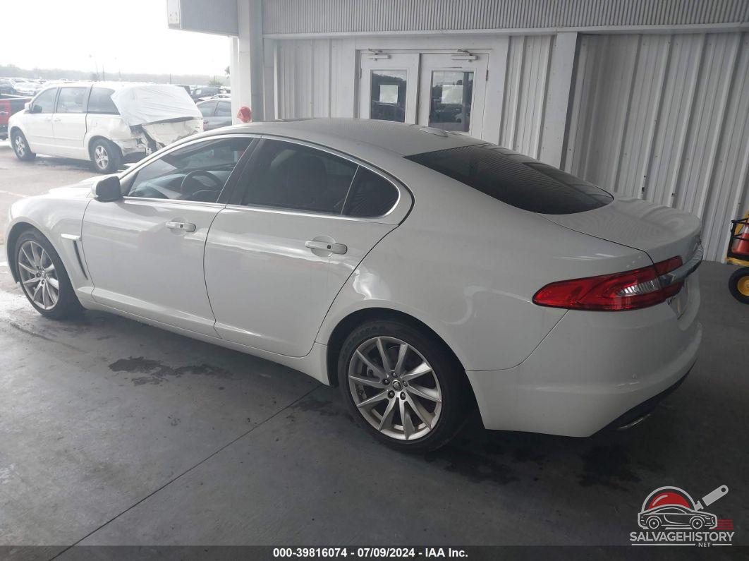 SAJWA0FB8CLS41311 2012 JAGUAR XF photo no. 3