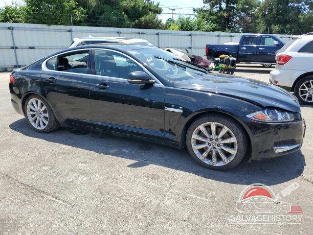 SAJWJ0EFXD8S86033 2013 JAGUAR XF photo no. 4
