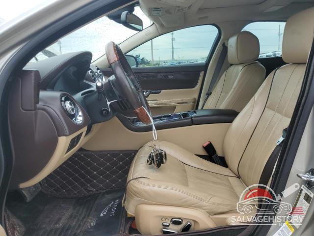 SAJWA2GB0CLV34176 2012 JAGUAR XJ photo no. 7