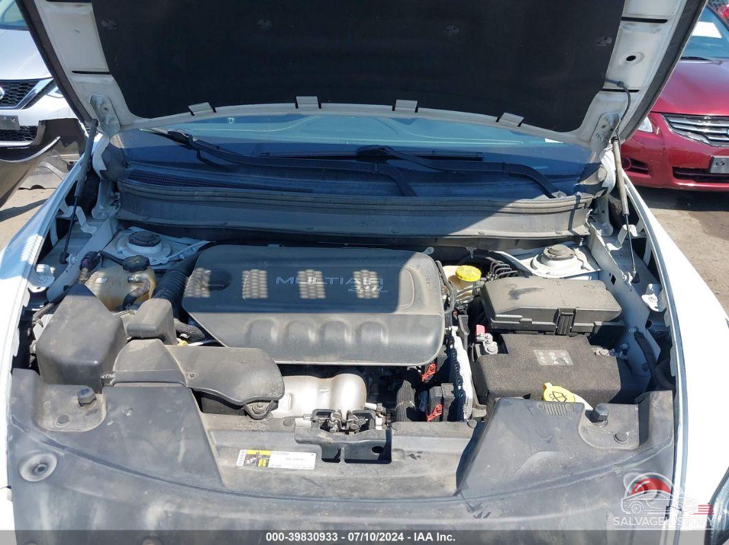 1C4PJLCB7FW607996 2015 JEEP CHEROKEE photo no. 10
