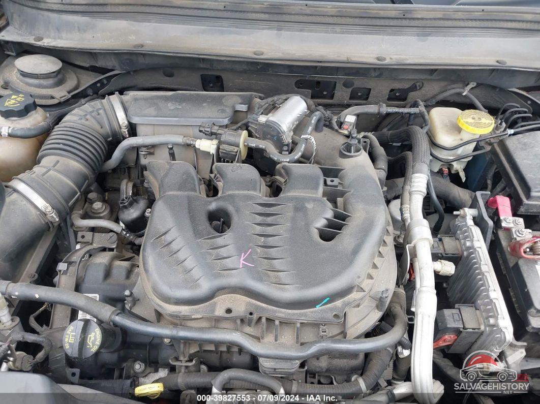 1C4PJLCS7FW720900 2015 JEEP CHEROKEE photo no. 10