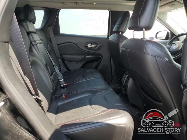 1C4PJMBX1KD113674 2019 JEEP CHEROKEE photo no. 11