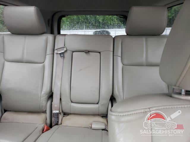 1J8HG58216C202072 2006 JEEP COMMANDER photo no. 10