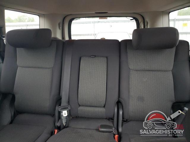 1J4RG4GK7AC158752 2010 JEEP COMMANDER photo no. 10