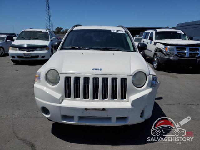 1J8FF47WX8D584320 2008 JEEP COMPASS photo no. 5