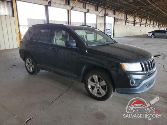 1J4NF1FB5BD161548 2011 JEEP COMPASS photo no. 4