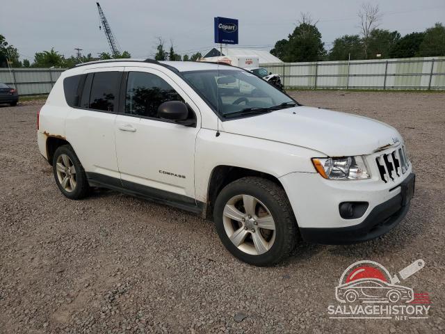 1J4NF1FB5BD197398 2011 JEEP COMPASS photo no. 4