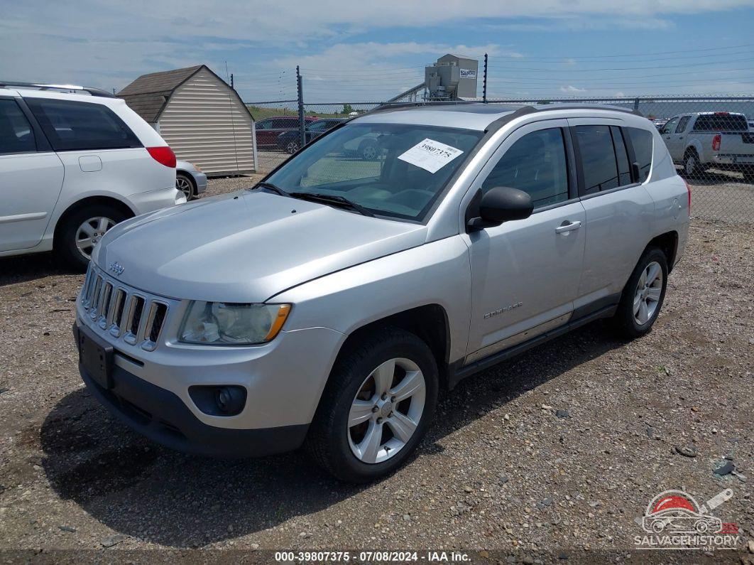 1J4NT1FB4BD195506 2011 JEEP COMPASS photo no. 2