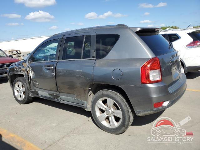 1J4NT1FB8BD245243 2011 JEEP COMPASS photo no. 2