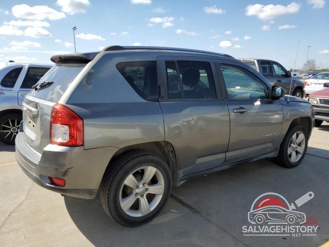 1J4NT1FB8BD245243 2011 JEEP COMPASS photo no. 3