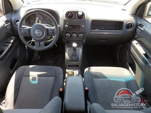 1J4NT1FB9BD241041 2011 JEEP COMPASS photo no. 8