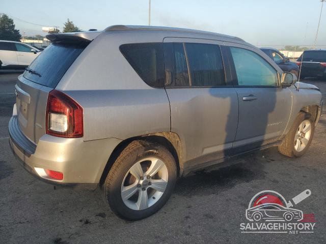 1C4NJCEB0ED864643 2014 JEEP COMPASS photo no. 3