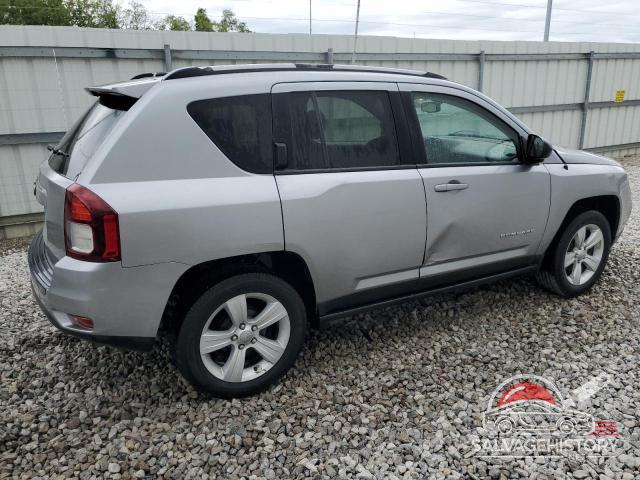 1C4NJCBA9GD753930 2016 JEEP COMPASS photo no. 3