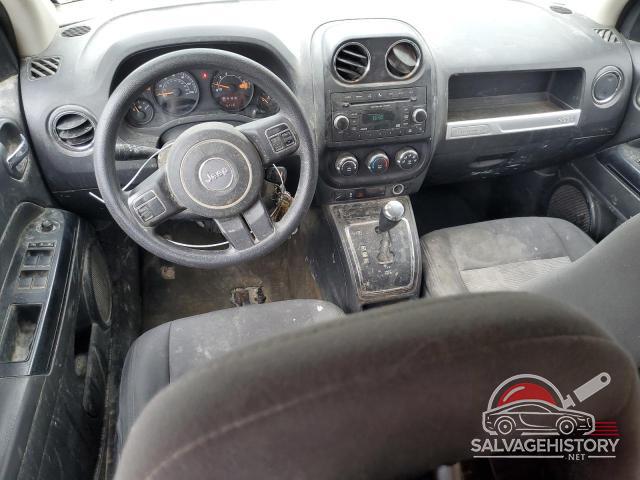 1C4NJCBA9GD753930 2016 JEEP COMPASS photo no. 8