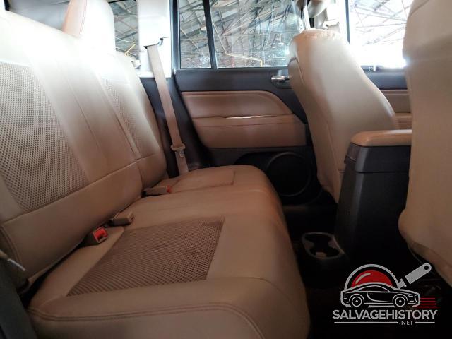 1C4NJCEA8GD715360 2016 JEEP COMPASS photo no. 10