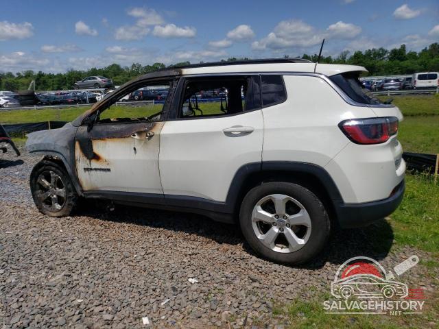 3C4NJDBB6HT651639 2017 JEEP COMPASS photo no. 2