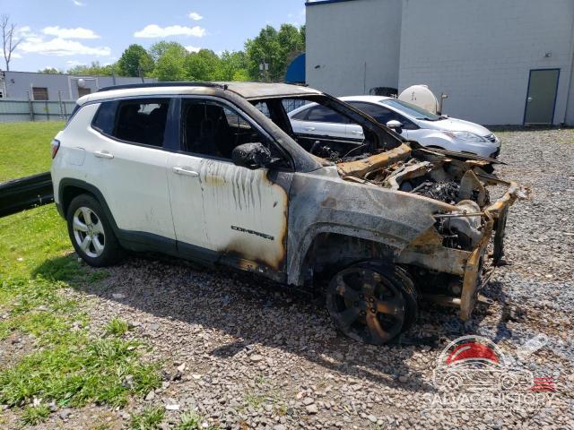 3C4NJDBB6HT651639 2017 JEEP COMPASS photo no. 4