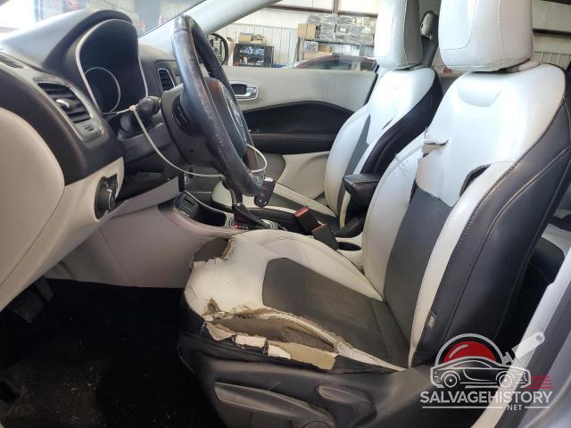 3C4NJCBB6JT489348 2018 JEEP COMPASS photo no. 7