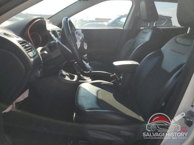 3C4NJDDB3LT189398 2020 JEEP COMPASS photo no. 7