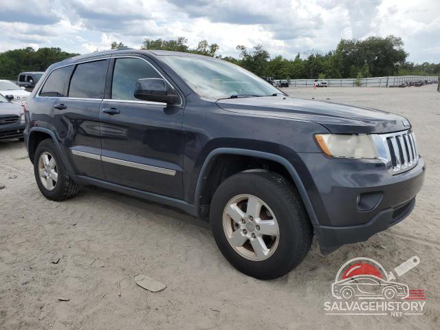 1C4RJEAG8DC637011 2013 JEEP GRAND CHER photo no. 4