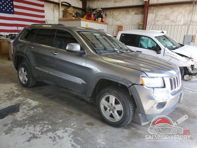 1C4RJFAG5DC537535 2013 JEEP GRAND CHER photo no. 4