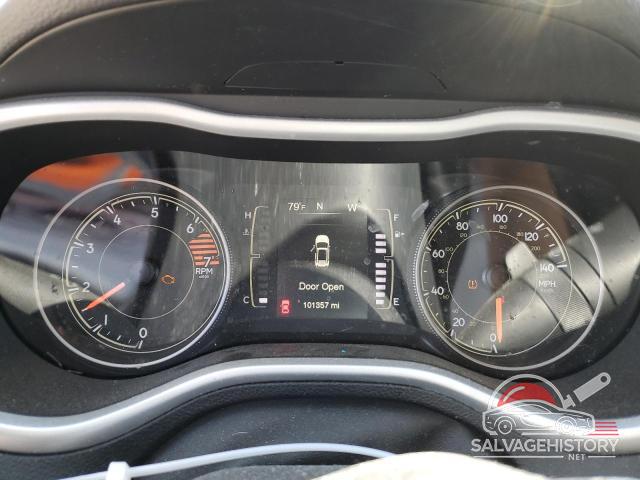 1C4PJMLB3JD566969 2018 JEEP GRAND CHER photo no. 9