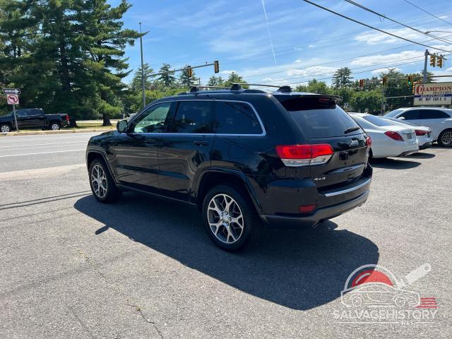 1C4RJFBG3JC267599 2018 JEEP GRAND CHER photo no. 3