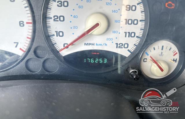 1J4GK48K02W310715 2002 JEEP LIBERTY photo no. 8