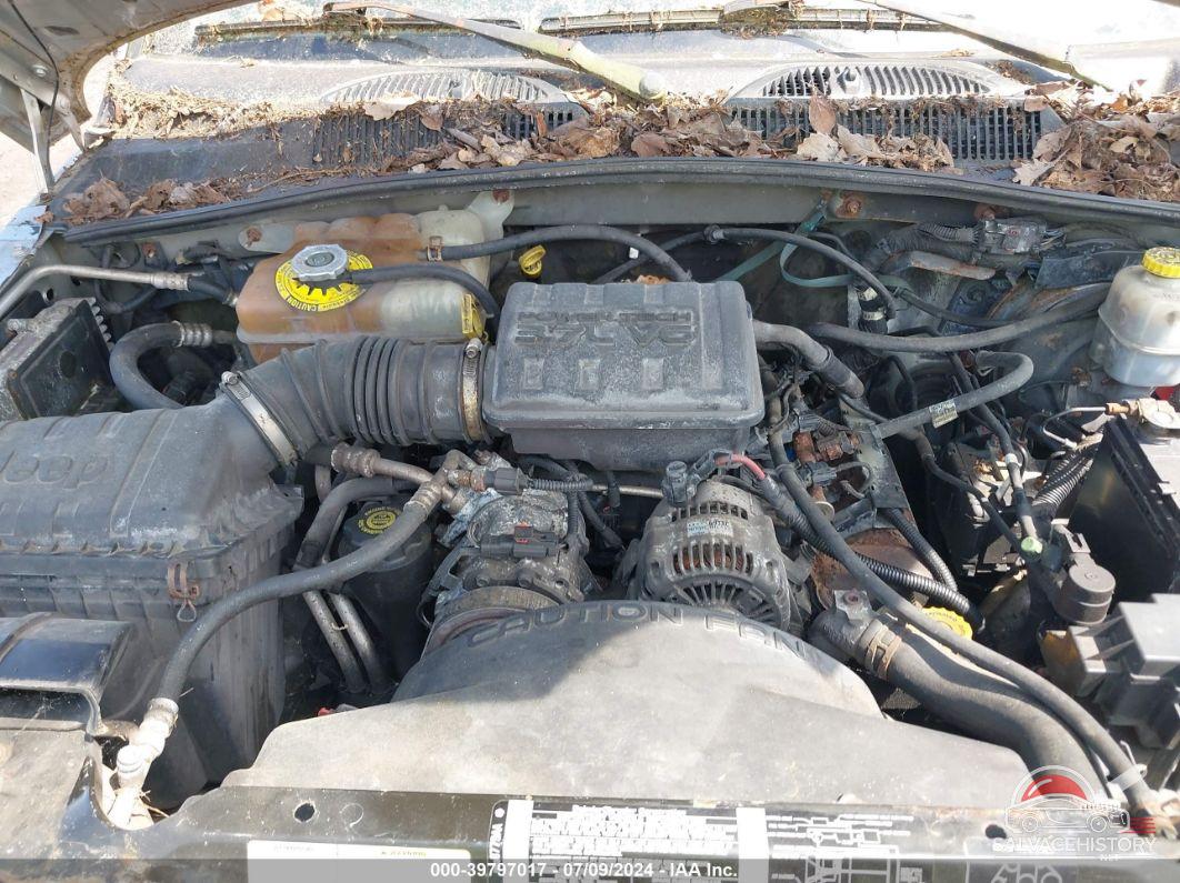 1J8GL58KX2W329936 2002 JEEP LIBERTY photo no. 10